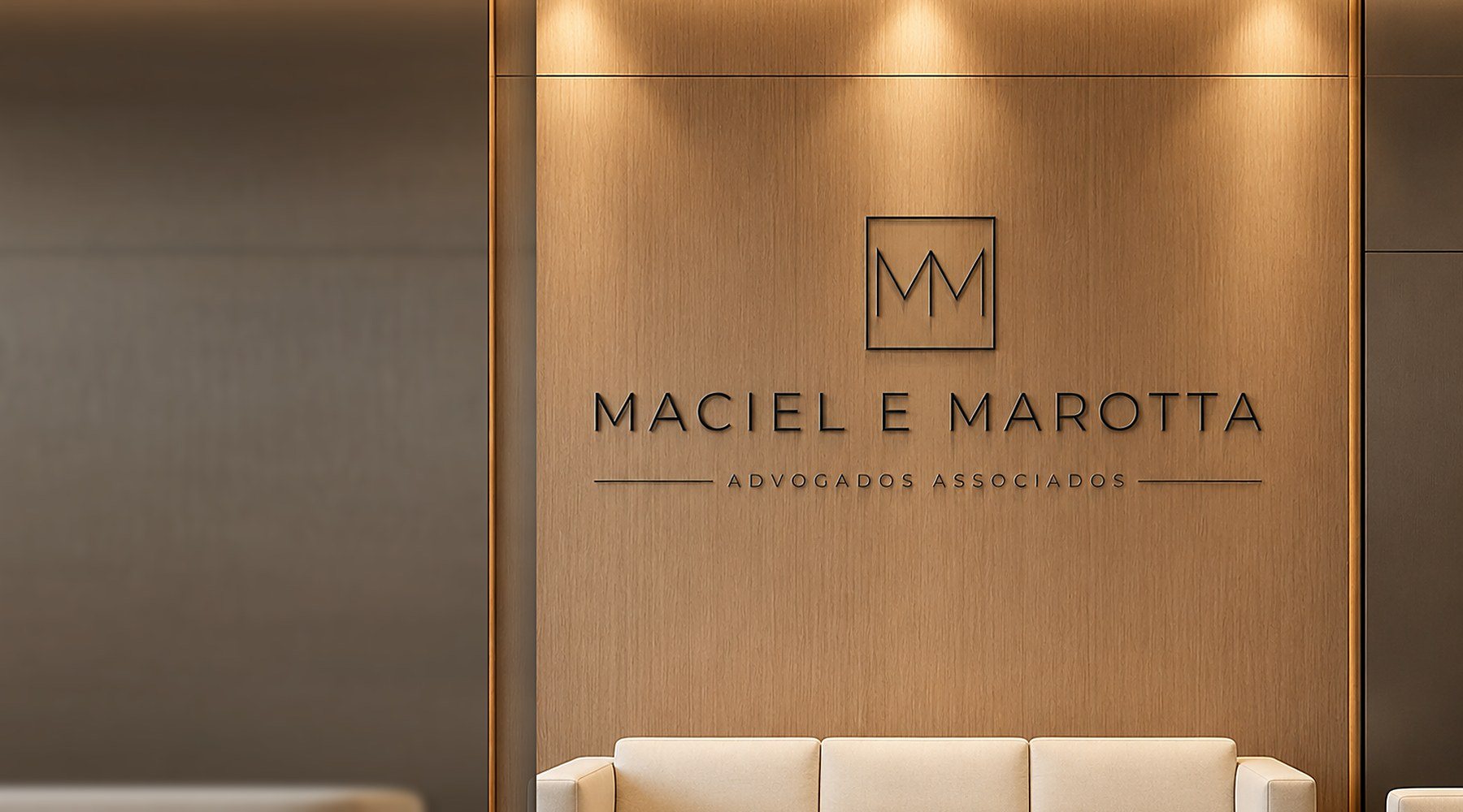 Letreiro de Maciel e Marotta Advogados Associados